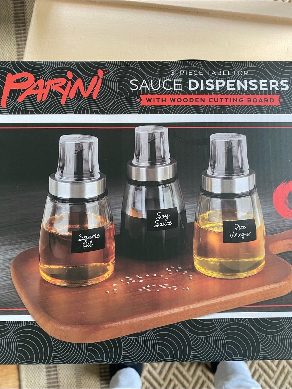 Parini Glass Sauce Dispensers with Wooden Cutting Board - Clear/Black/Brown